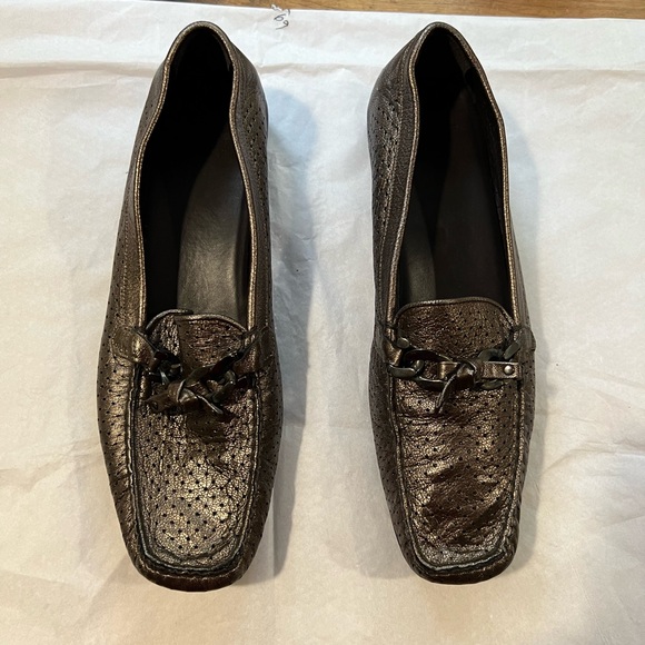Stuart Weitzman Great Condition Pewter Loafer - Picture 1 of 5